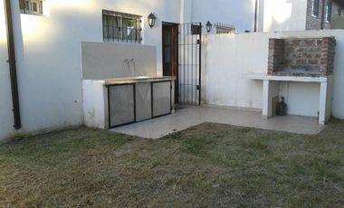 Dúplex en venta - 2 dormitorios 1 baño - 90mts2 - Las Toninas