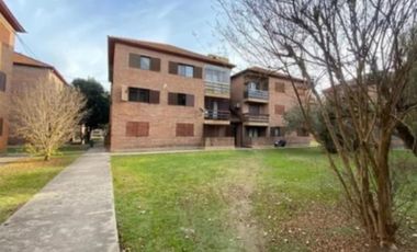 Departamento en venta - 2 dormitorios 1 baño - 54mts2 - Tolosa, La Plata