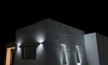 Casa en venta - 2 Dormitorios 1 Baño - 70Mts2 - Mar del Sur