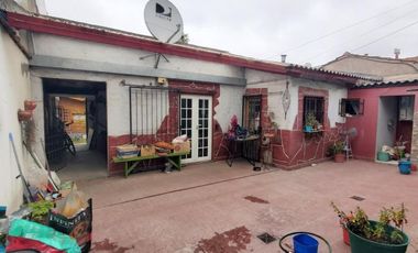 Casas en venta - 5 dormitorios 4 baños - Cocheras - Necochea