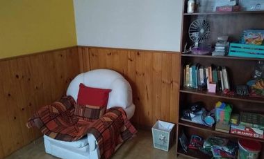 Casas en venta - 5 dormitorios 4 baños - Cocheras - Necochea