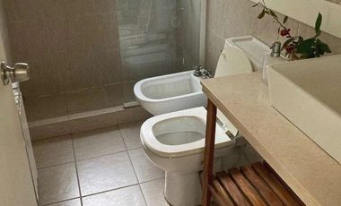 Casa en venta - 4 dormitorios 3 baños - 1000mts2 - Carilo