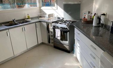 Casa en venta - 4 dormitorios 3 baños - 1000mts2 - Carilo