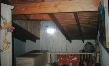 Casa en venta - 2 dormitorios 1 baño - 140mts2 - La Plata