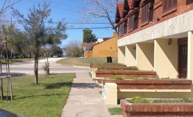 Casa en venta - 3 dormitorios 1 baños - 70mts2 - La Lucila Del Mar