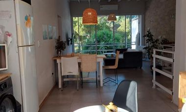 Casa en venta - 3 dormitorios 2 baños 457mts2 - Santa Teresita