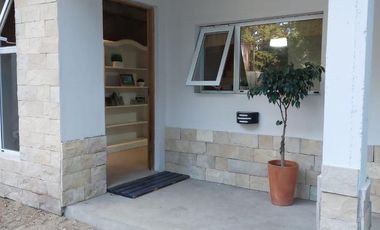 Casa en venta - 3 dormitorios 2 baños 457mts2 - Santa Teresita