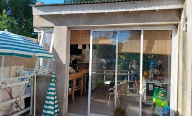 Casa en venta - 3 dormitorios 2 baños 457mts2 - Santa Teresita