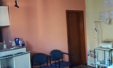 Casa en venta - 3 dormitorios 2 baños - Cocheras - 300mts2 - Necochea