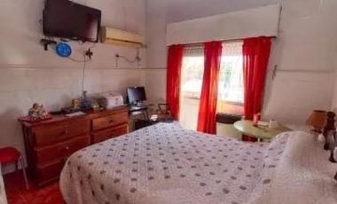 Departamento en venta - 4 Dormitorios 1 Baño - Cochera - 70Mts2 - Quilmes