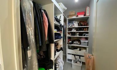 Departamento 2 ambientes con patio. VENTA CON RENTA