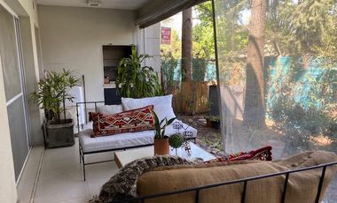 Departamento 2 ambientes con patio. VENTA CON RENTA