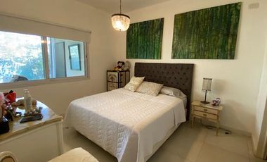 Departamento 2 ambientes con patio. VENTA CON RENTA