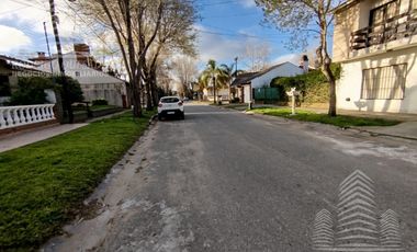 Exclusiva casa en La Lucila del mar .