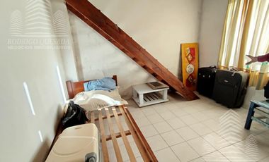 Exclusiva casa en La Lucila del mar .