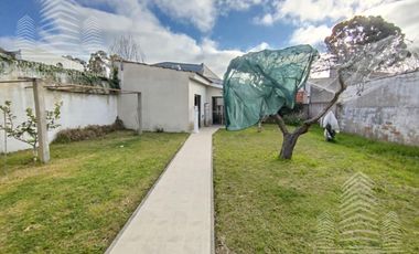 Exclusiva casa en La Lucila del mar .