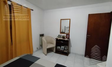 Exclusiva casa en La Lucila del mar .