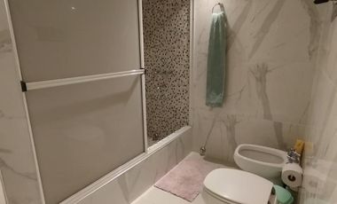 Exclusiva casa en La Lucila del mar .