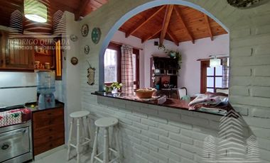 Exclusiva casa en La Lucila del mar .