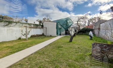 Exclusiva casa en La Lucila del mar .