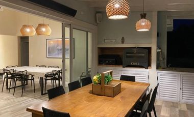 Terreno en venta - 5 dormitorios 4 baño - 240mts2 - Pinamar