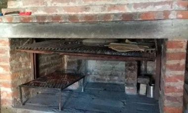 Casa venta - 4 dormitorios - 1 baño - 1 Cochera - 180mts2 totales - Las Flores