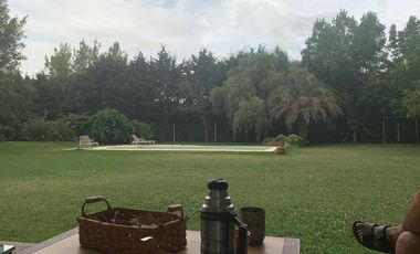 Quinta quinta en venta - 4 dormitorios 3 baños - 13.500mts2 - Esteban Echeverria