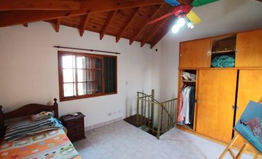 Casa VENTA 3 dormitorios 2 baños - 485mts2 totales - Monte Chingolo