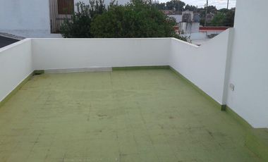 Casa VENTA 3 dormitorios 2 baños - 485mts2 totales - Monte Chingolo