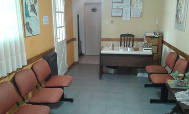 Casa VENTA 3 dormitorios 2 baños - 485mts2 totales - Monte Chingolo