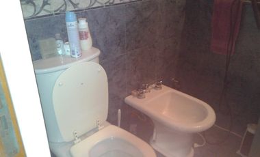 Casa VENTA 3 dormitorios 2 baños - 485mts2 totales - Monte Chingolo