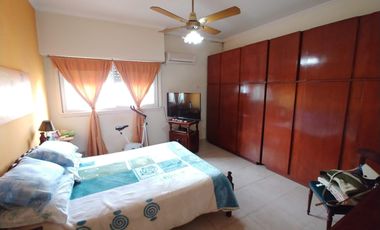 Casa VENTA 3 dormitorios 2 baños - 485mts2 totales - Monte Chingolo