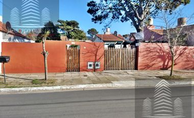 EXCELENTE COMPLEJO DE DEPARTAMENTOS A METROS DEL MAR !!! TOMA PERMUTA POR PROP. EN