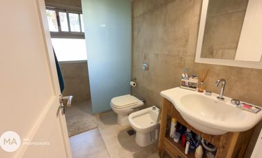 Casa 4 Dormitorios con jardín y pileta - San Marino Funes Hills - Funes | Venta