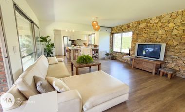 Casa 4 Dormitorios con jardín y pileta - San Marino Funes Hills - Funes | Venta