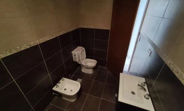 PH en venta - 2 Dormitorios 1 Baño - Remedios de Escalada, Lanús