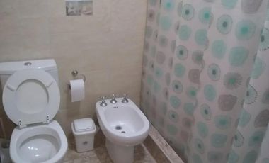 Casa en venta - 4 dormitorios 2 baños - Cochera - 180mts2 - Mar Chiquita