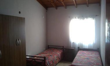 Casa en venta - 4 dormitorios 2 baños - Cochera - 180mts2 - Mar Chiquita