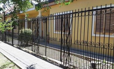 Casa venta - 2 dormitorios 3 baño - 600mts2 totales - Ringuelet
