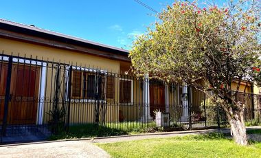 Casa venta - 2 dormitorios 3 baño - 600mts2 totales - Ringuelet