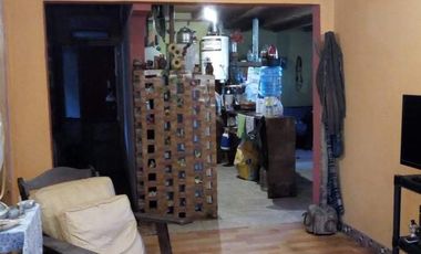 Casa venta 4 dormitorios 1 baño 300mts2 totales - Quequen