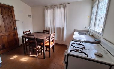 Casa en  Barrio Antártida Luzuriaga