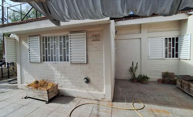 Casa en  Barrio Antártida Luzuriaga