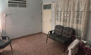 PH venta en bloque - 4 dormitorios 2 baños - 140mts2 - Lanús Oeste