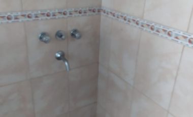 Casa en venta - 2 Dormitorios 1 Baño - Cochera - 328Mts2 - Magdalena