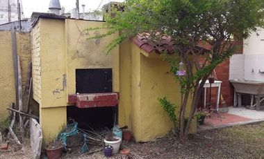 Casa en venta - 2 dormitorios 2 baños - 284mts2 - Mar De Ajo