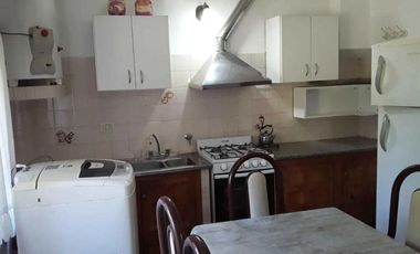 Casa en venta - 2 dormitorios 2 baños - 284mts2 - Mar De Ajo