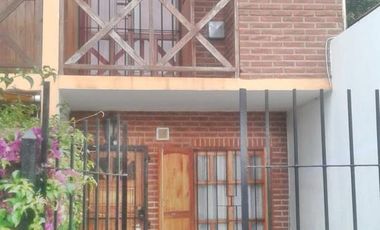 Comodo triplex en San Bernardo