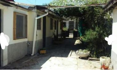 Casa en venta - 2 dormitorios 1 baño - 150mts2 - Quilmes Oeste