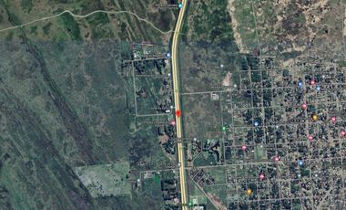 Casa en venta - 3 dormitorios 2 baños - 150mts2 - Las Toninas